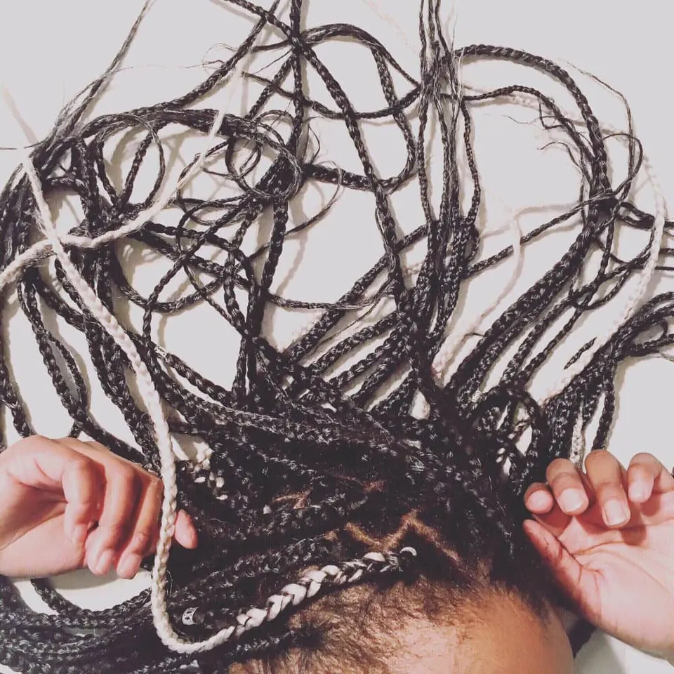locking hair