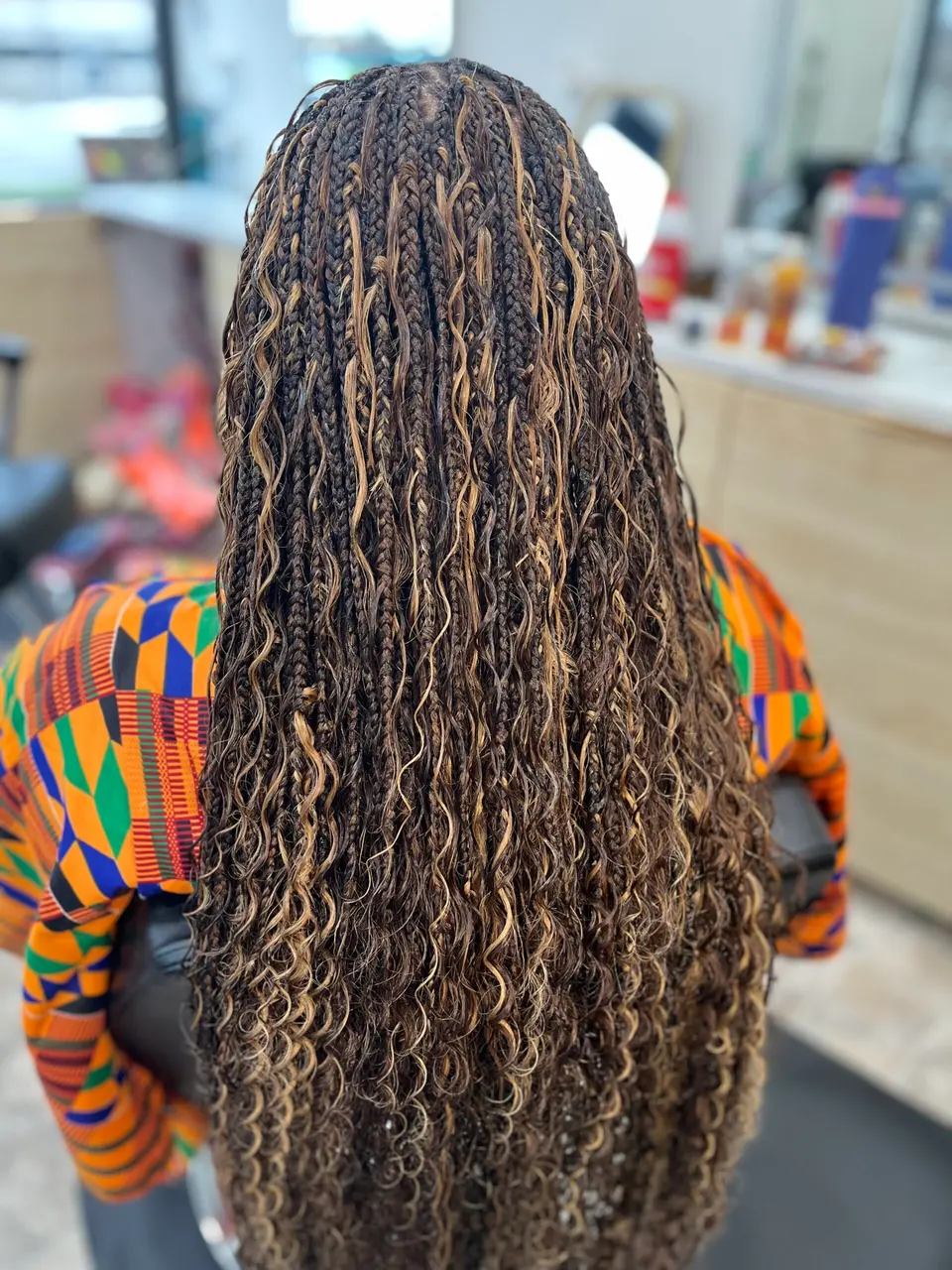 Hair braiding look 11 from the Bamba gallery