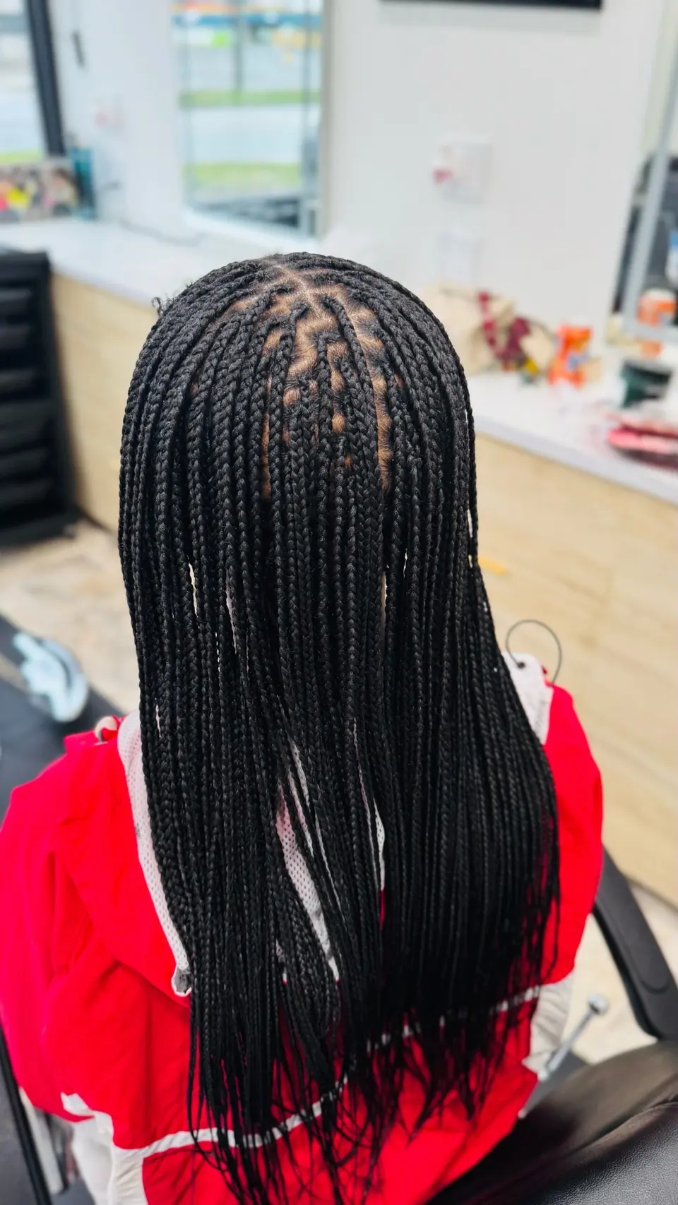 Hair braiding look 12 from the Bamba gallery